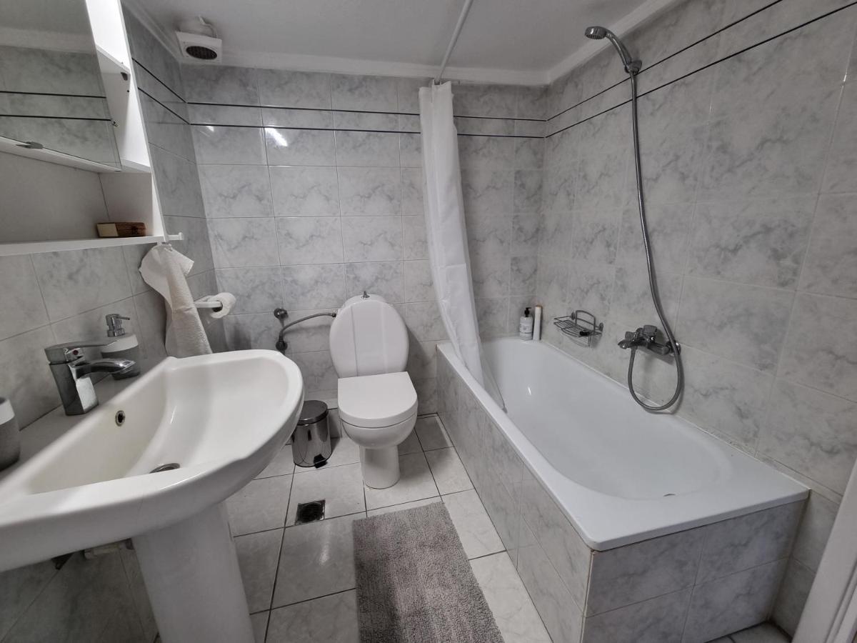 Apartament Casa Domenica Peraía Zewnętrze zdjęcie